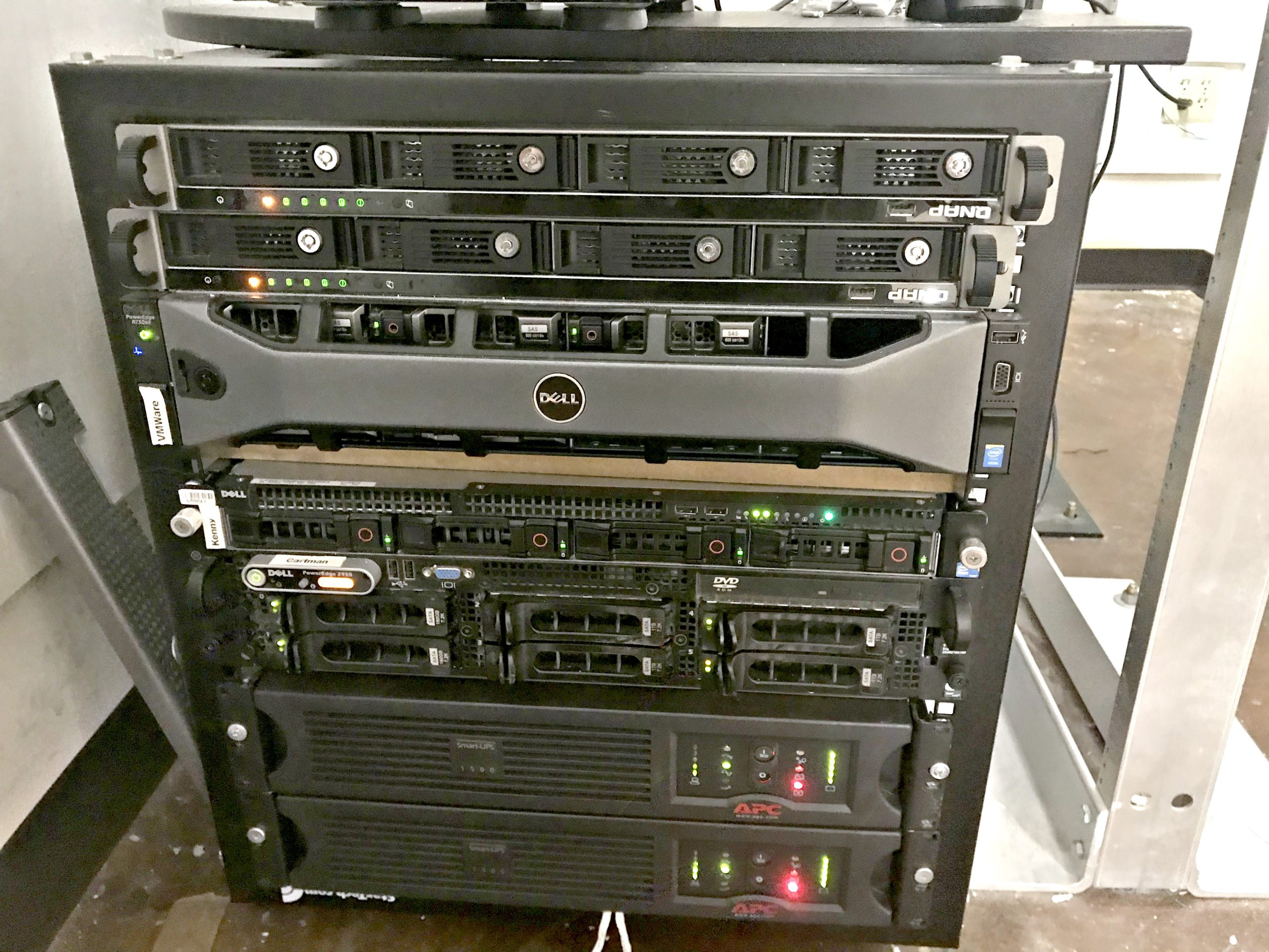 PowerEdge R730XD Server (used) Item # UPE-18