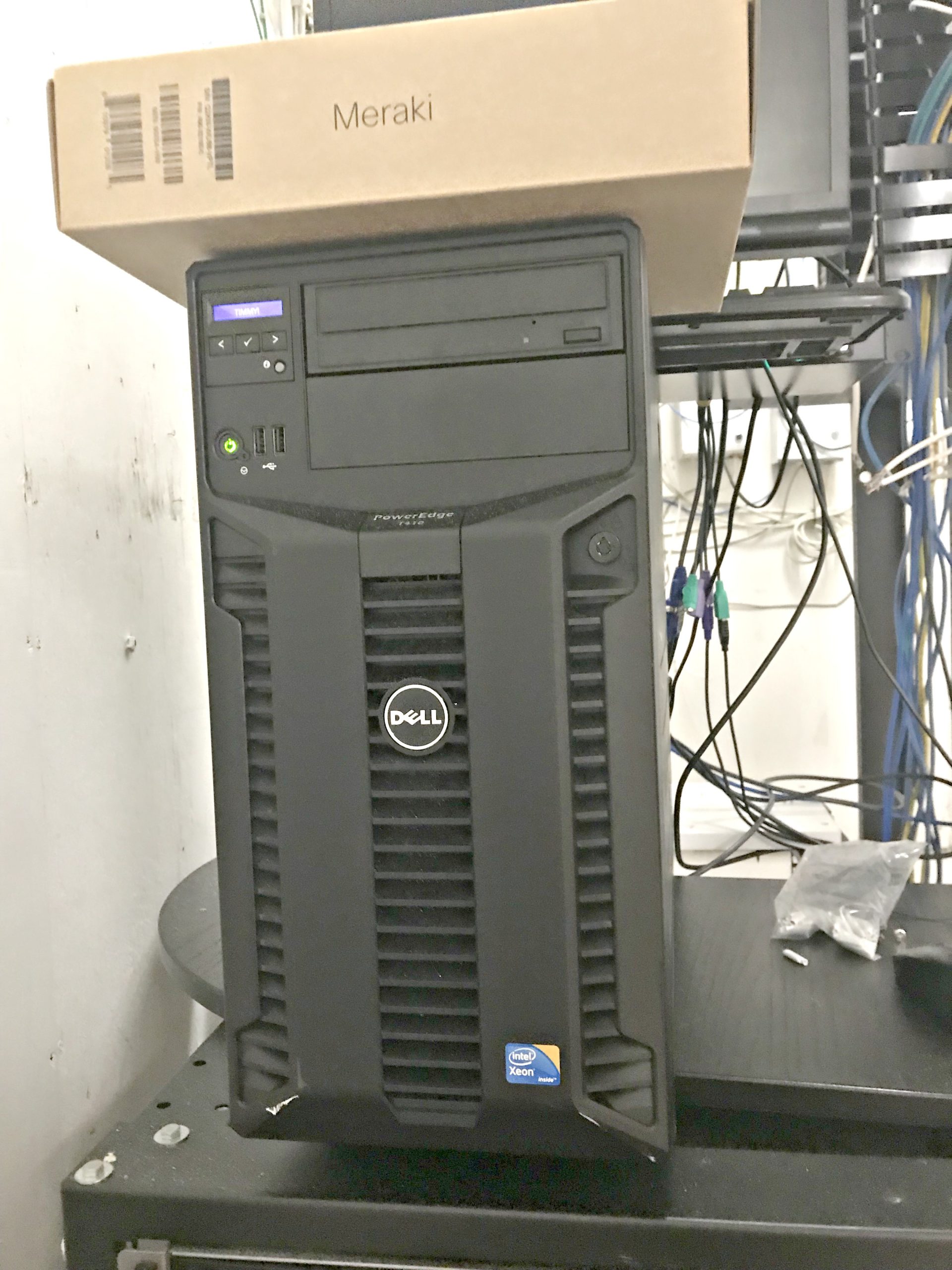 PowerEdge R730XD Server (used) Item # UPE-18