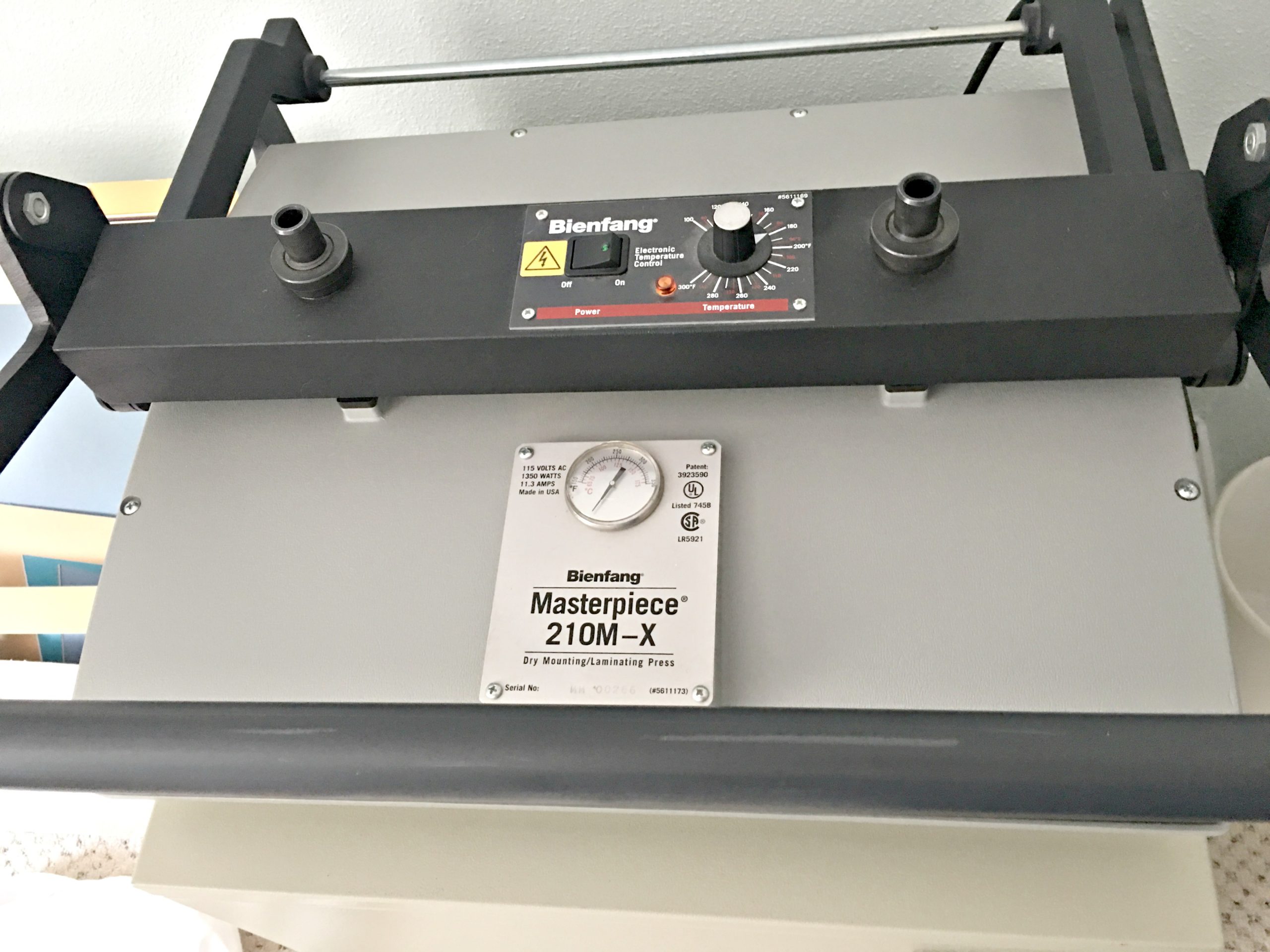 Bienfang Masterpiece 210M-X Mechanical Heat Press (used) Item # UFE-M1765 (MO)