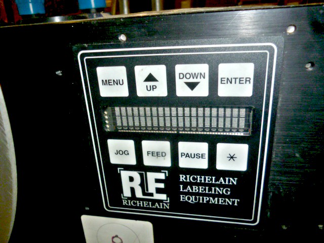 Richelain RLE-100 Top / Bottom Labeling Machine (used) Item # UGW-35