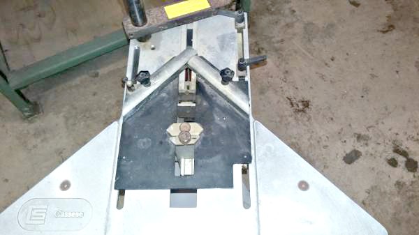 Cassese CS89 Frame Joiner (used) Item # UFE-3221 (MI)