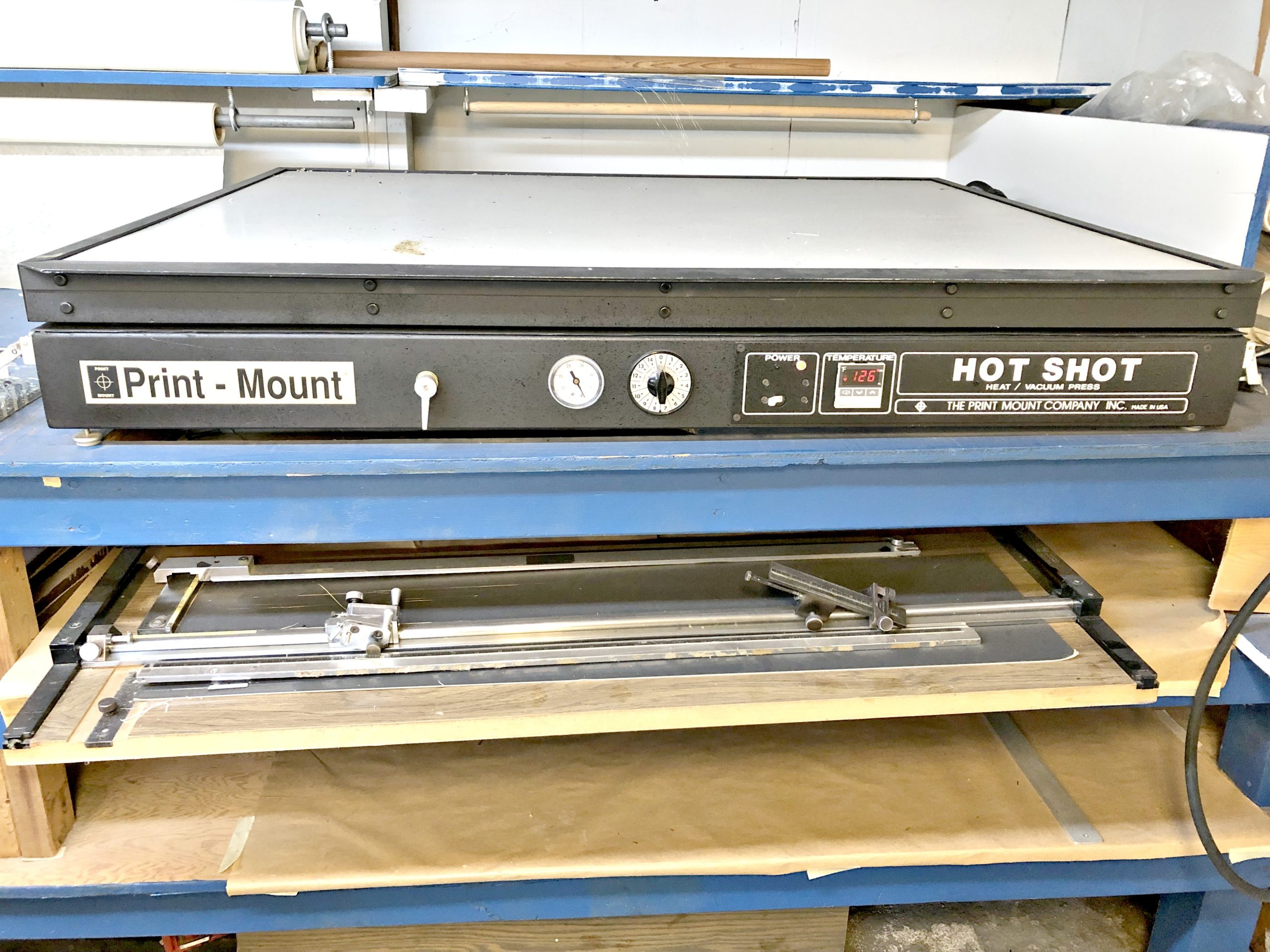Print Mount Vacuum Heat Press PM/44 (used) Item # UFE-M1800 (MA)