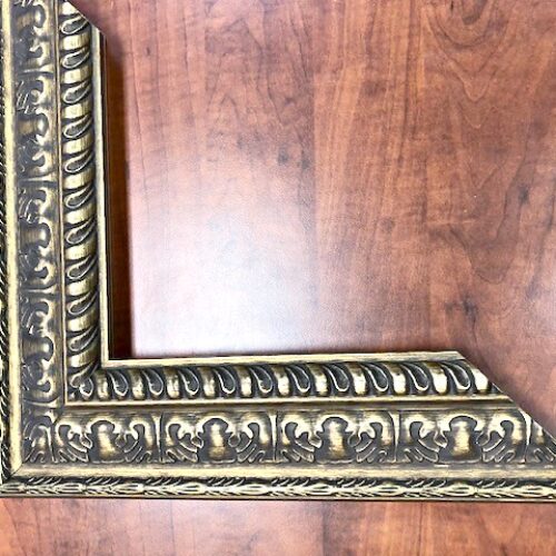 Frame Moulding and Glass Lot (new) Item # AM-29 (Canada)