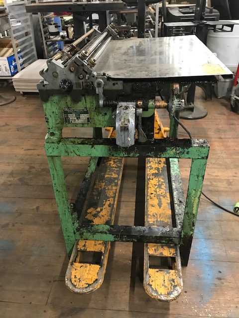 Potdevin Z27 Hot Gluer (used) Item # UFE-M1813 (PA)