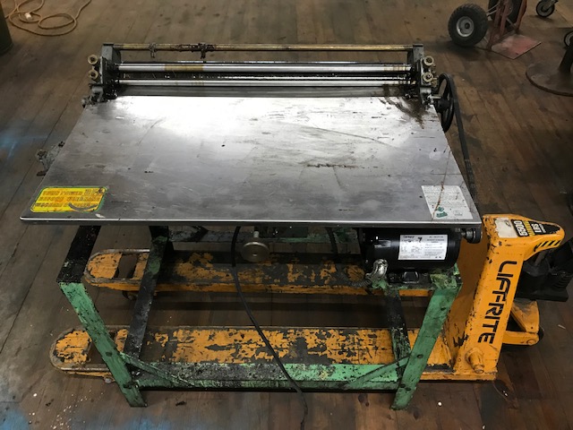 Potdevin Z27 Hot Gluer (used) Item # UFE-M1813 (PA)