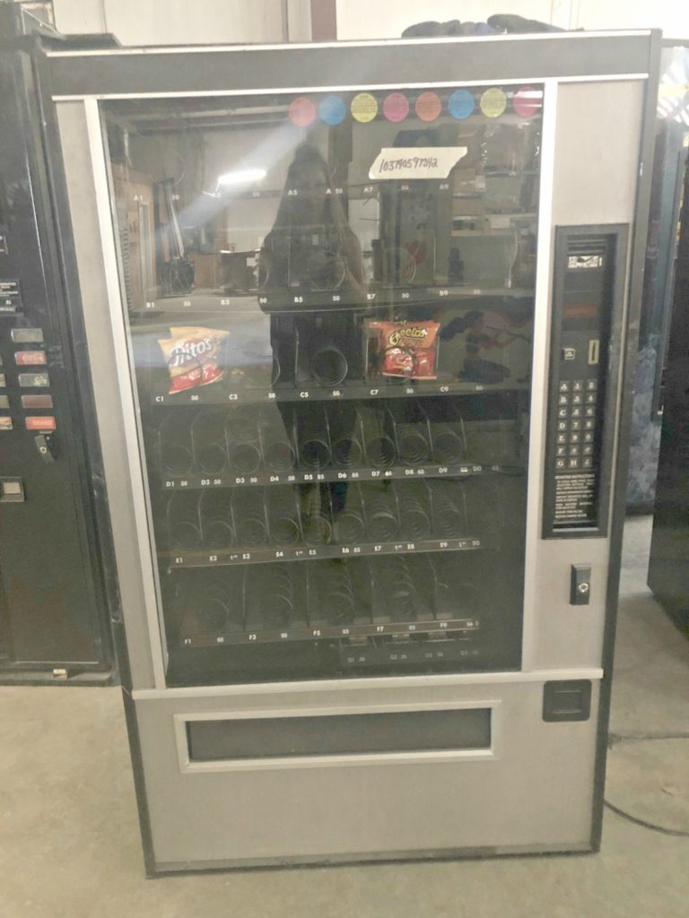 Vending Machine, Used Vending Vendor Machine for Sale