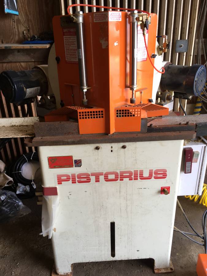 Pistorius EMN-14 Double Mitre Saw (used) Item # UFE-3256 (Minnesota)