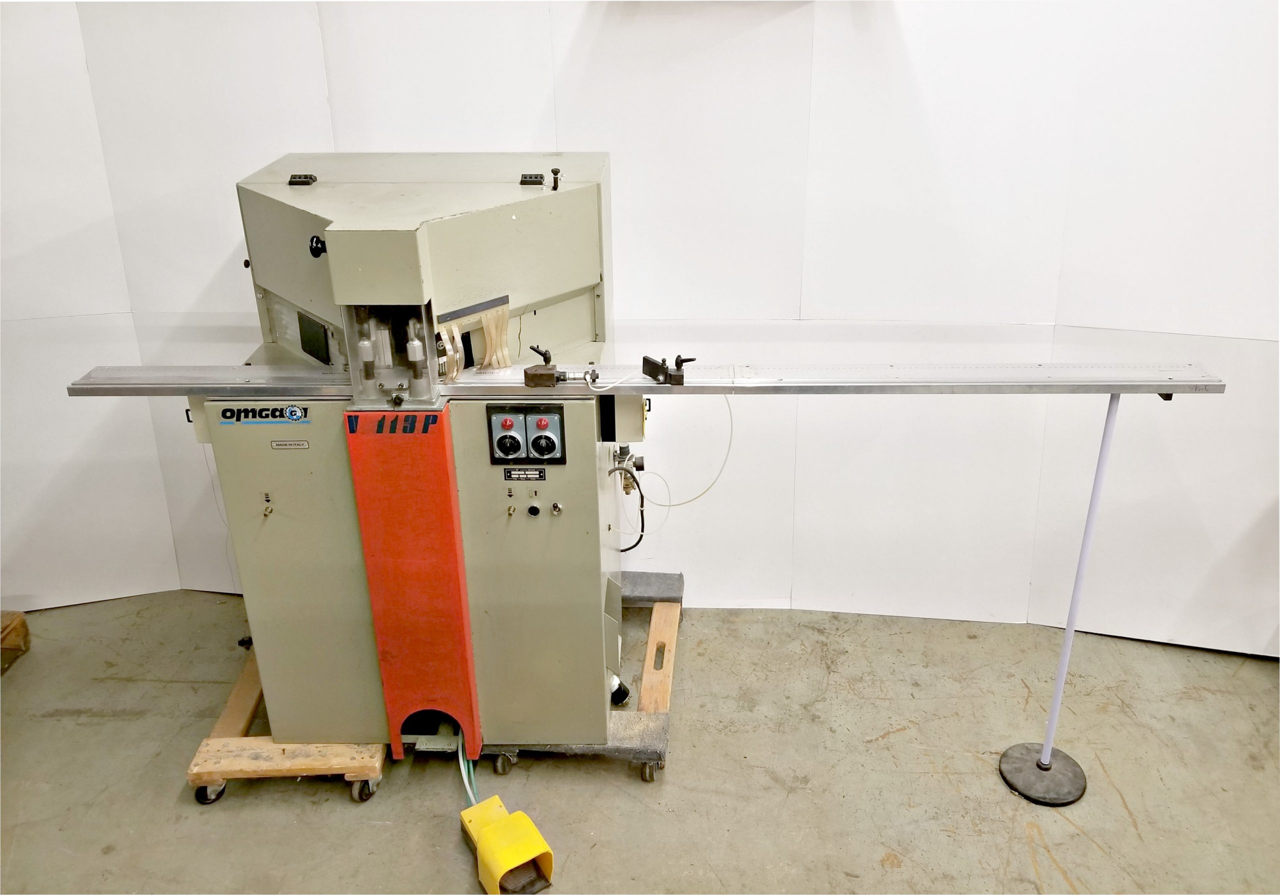 Picture Framing Equipment Lot (used) Item # AGFS-70 (Illinois)