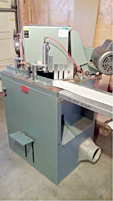 CTD D45 Double Mitre Saw (used) Item # UFE-3280 (Canada)