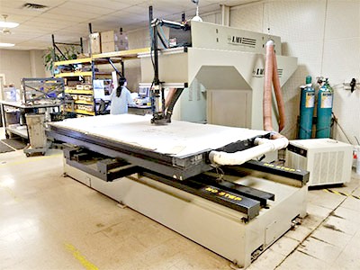 LKI TM158 4×8 Laser (Used) Item # UGW-95 (Wisconsin)