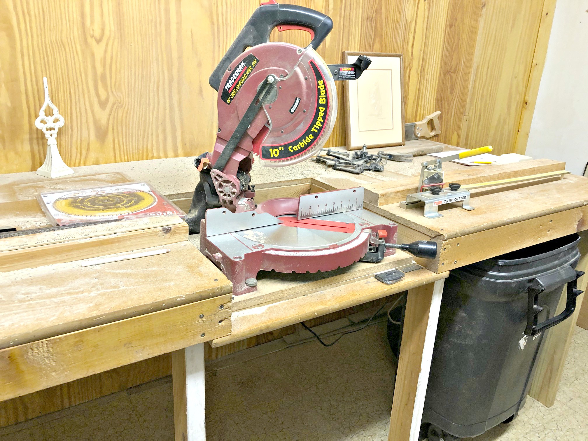 Picture Framing Equipment Lot (used) Item # AGFS-89 (Colorado)