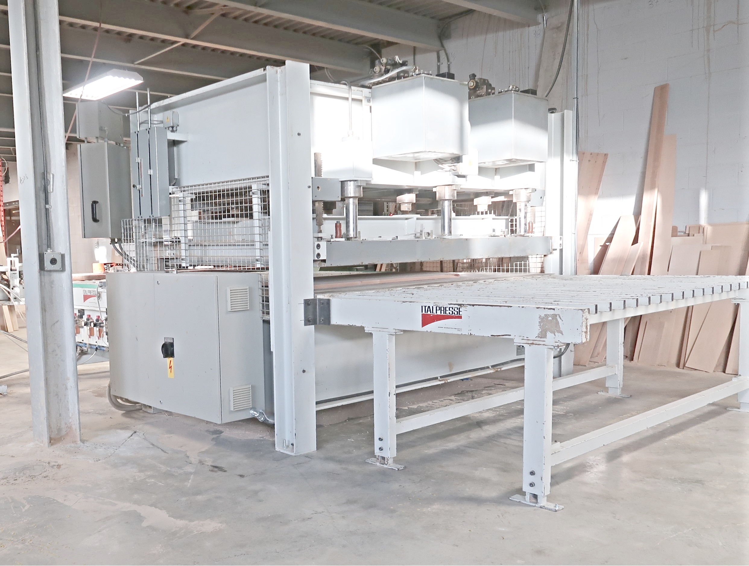 Italpresse Solid Wood Press (used) Item # UGW-112 (Canada)