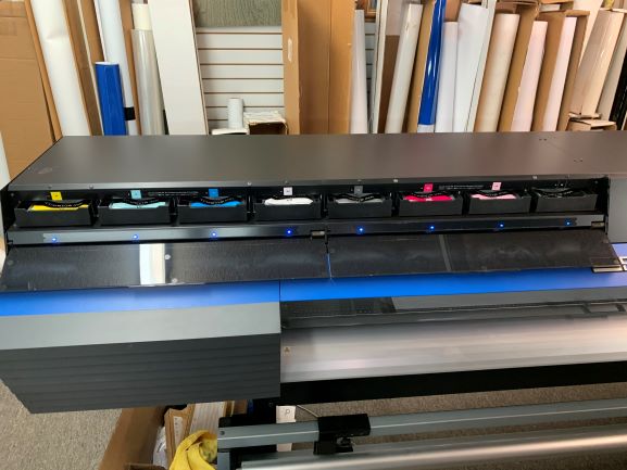 Roland VG-640 64″ Eco-Solvent Printer & Royal Sovereign 65″ Laminator (used) Item # UPE-118 (South Carolina)