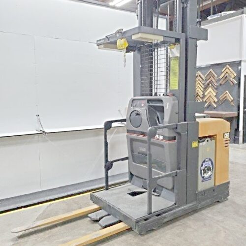 Caterpillar NOR30P 3,000 LBS. Electric Order Picker Item # UGW-123 (California)