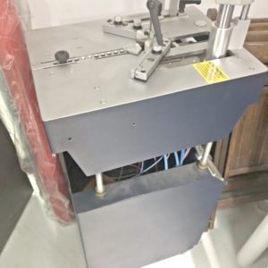 ITW AMP Mitre-Mite VN42 Underpinner (used) Item # UE-021320H (North Carolina)