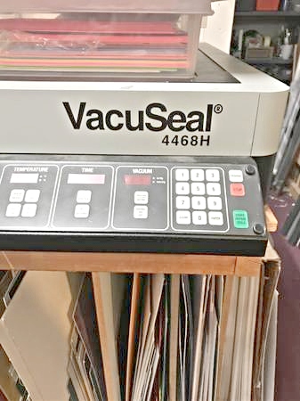 Vacuseal 4468H Vacuum Dry Mount Press (used) Item # UE-021220C (California)