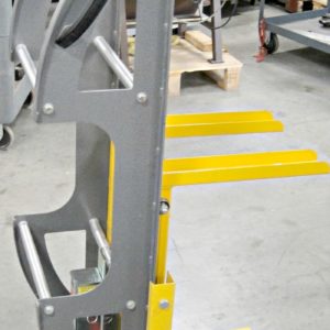 EZ 20 Pile Turner (Used) Item # UE-070620A (North Carolina)