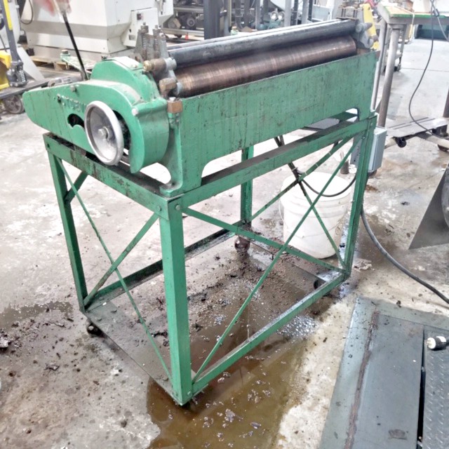 Potdevin Z27 Hot Gluer (used) Item # UE-081320B (North Carolina)