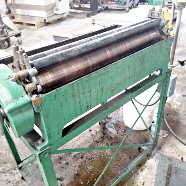 Potdevin Z27 Hot Gluer (used) Item # UE-081320B (North Carolina)