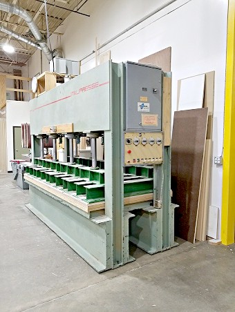 Italpresse Automatic Cold Press (Used) Item # UE-091620C (Canada)