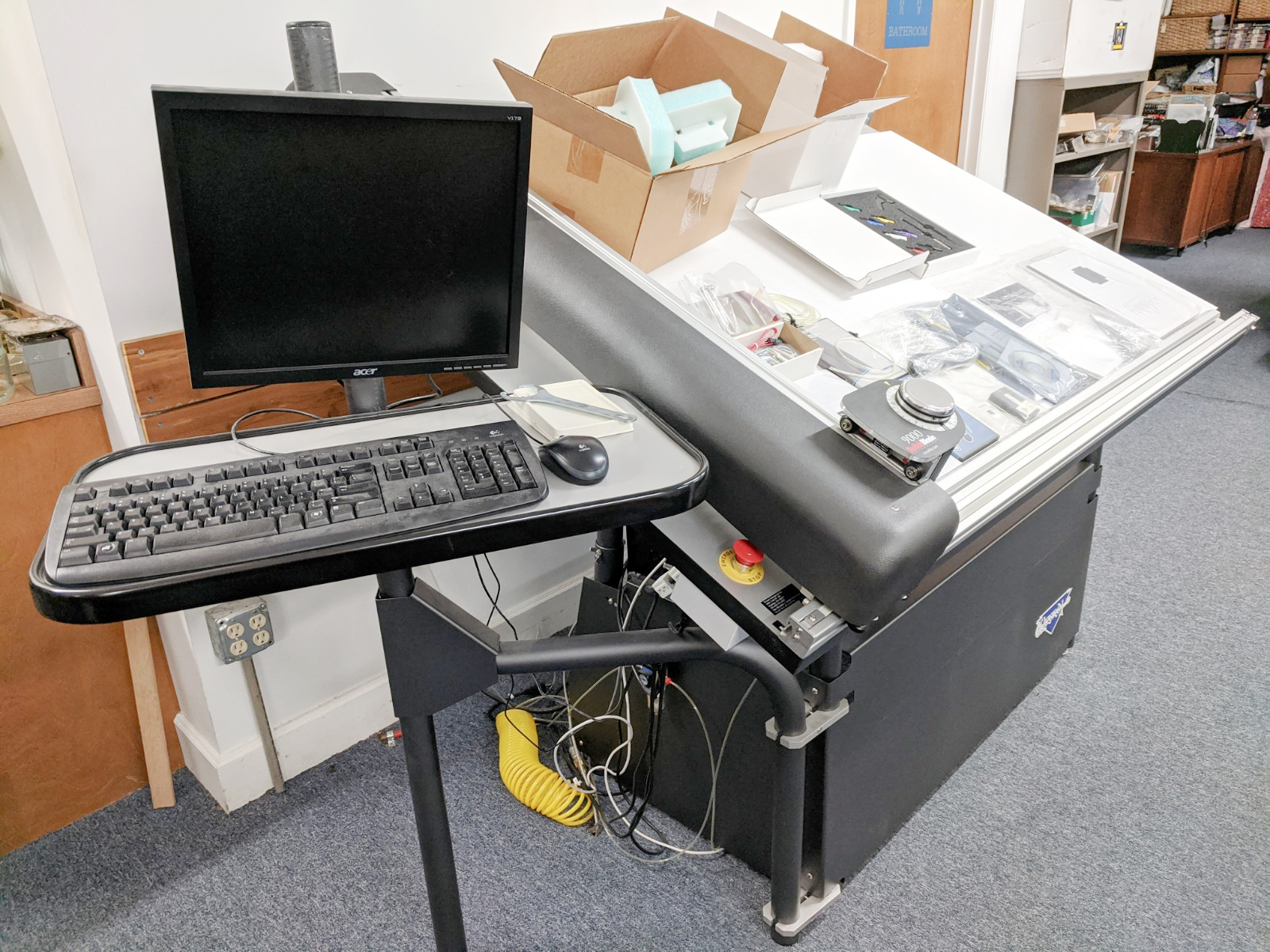 Wizard 9000 CMC Mat Cutter & Vacuseal 3648H Vacuum Press