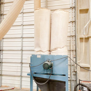 Equipment Lot: Belfab Dust Collector, Kreg Multi-Spindle Pocket-Hole Machine & Industrial Spray Booth (Used) Item # UE-013122B (California)
