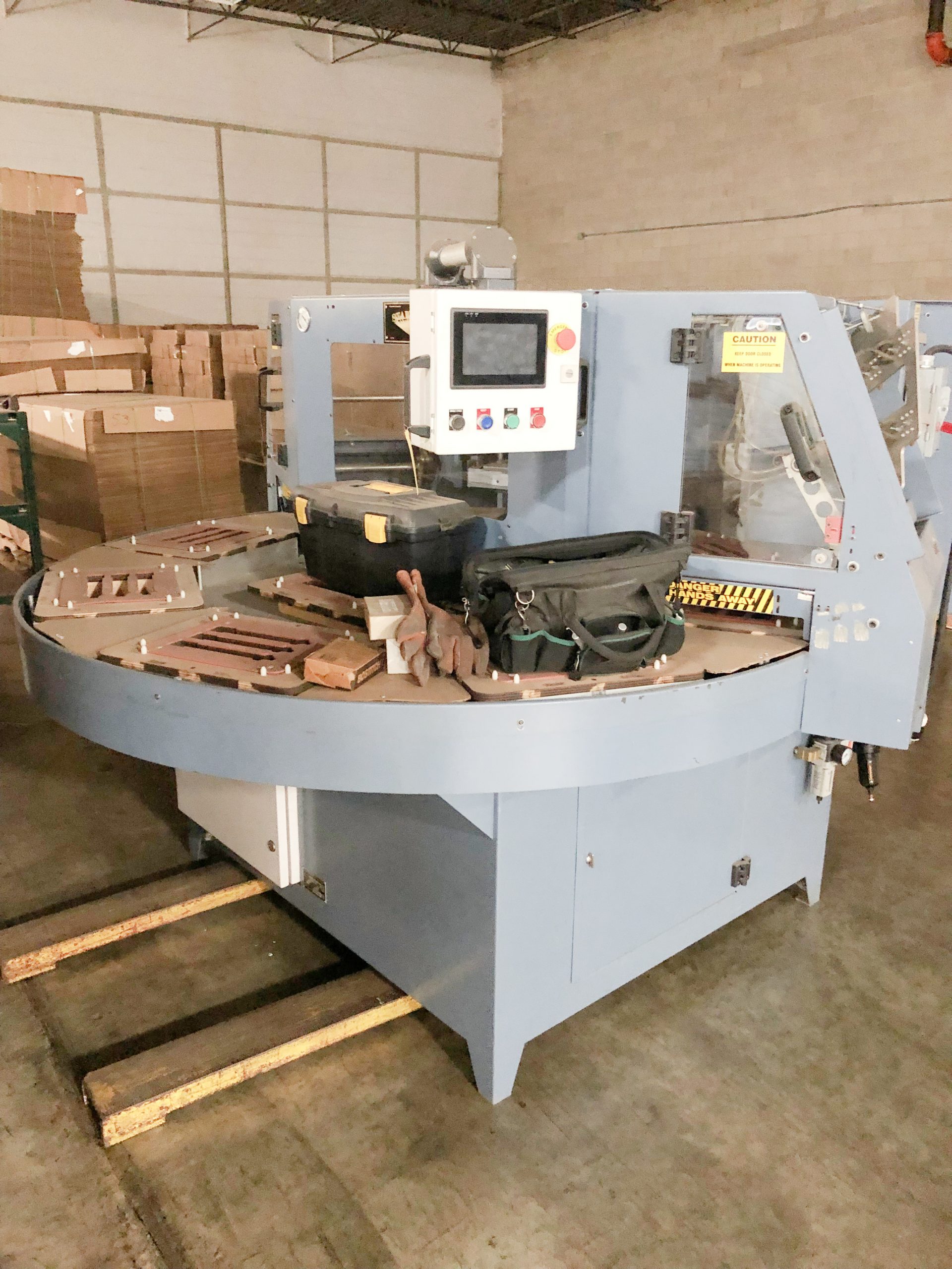 Equipment Lot: Stairview Clamshell PHS6-14-18 Machine, Beseler 4530-MTB-SL Packaging Machine, Seal-A-Tron Machine, Stairview Blister Sealer, Beseler L-Bar Sealer, Besler Shrink Tunnel, Nordson DuraBlue 4L Glue Machine, Highlight Magnum 1300 TB-U 2″ Top and Bottom Drive Case / Carton Sealer, & Eagle T200 3″ Semi-Automatic Uniform Case Sealer / Tape Machine (Used) Item # UE-011222E (Wisconsin)