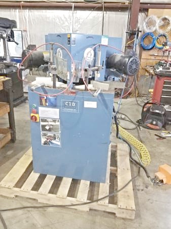 CTD D45X Double Mitre Saw (used) Item # UE-050721A (Wisconsin)