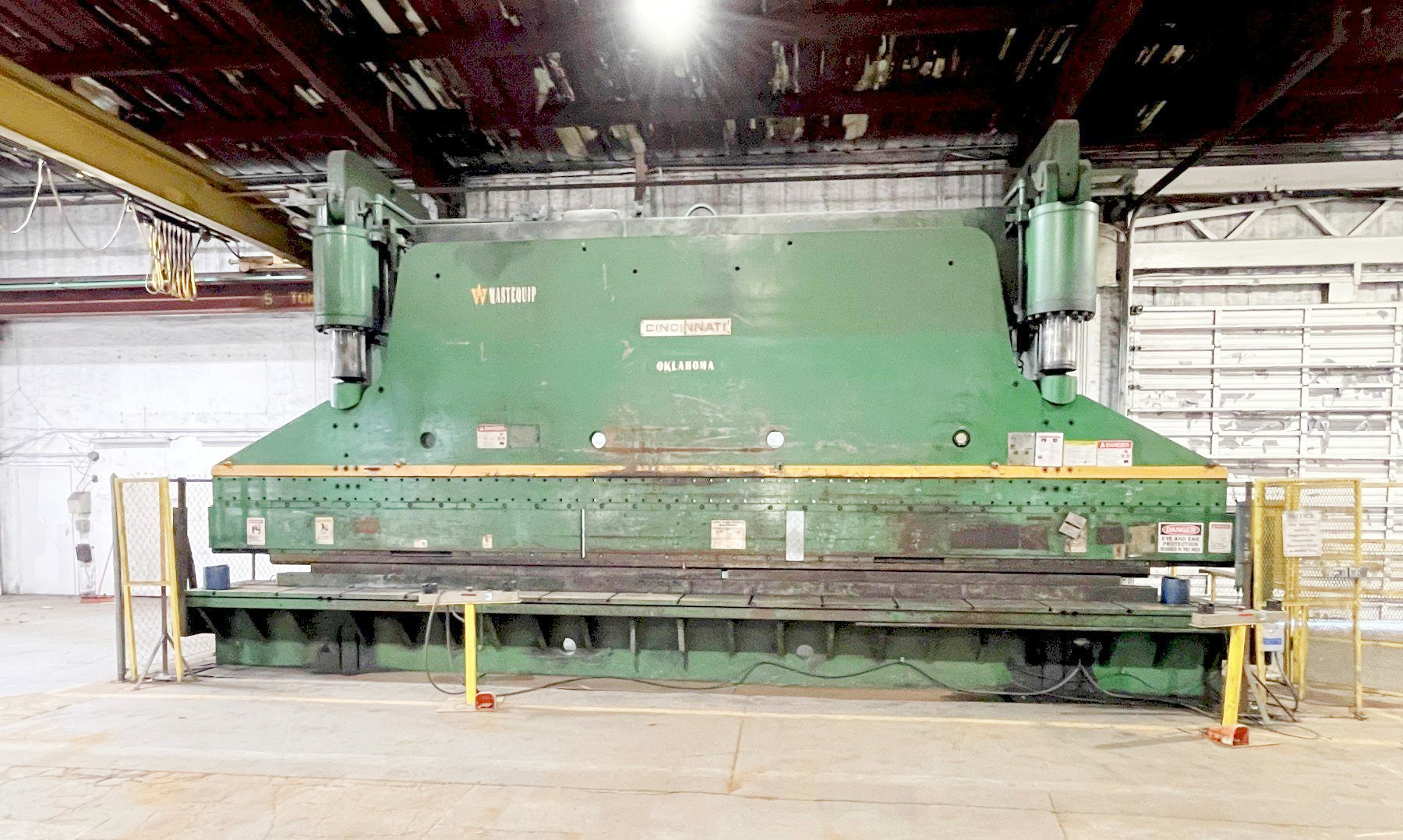 Cincinnati Hydraulic CNC Press Brake (used) Item # UE-012422L (Ohio)