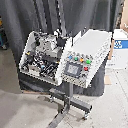 XM-12HS Batch Count Feeder (reconditioned) Item # UE-021621A (Minnesota)