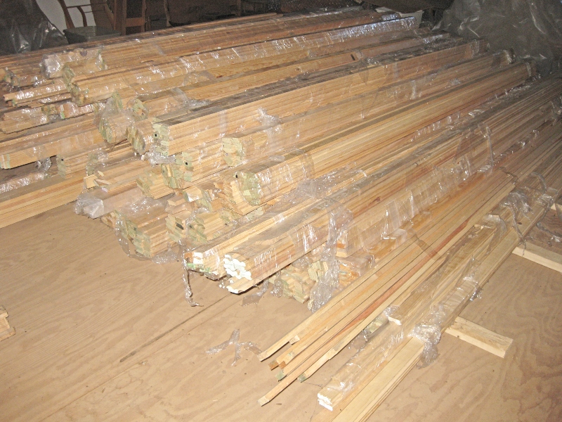 Bulk Lot: Assorted Glass, Picture Frame Moulding & Supplies (used) Item # UE-022321B (Alabama)