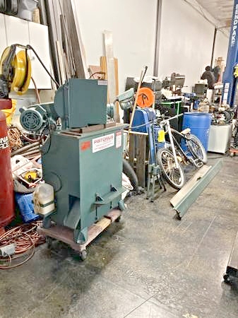 Pistorius EMN-12 Double Mitre Saw (used) Item # UE-033121F (California)