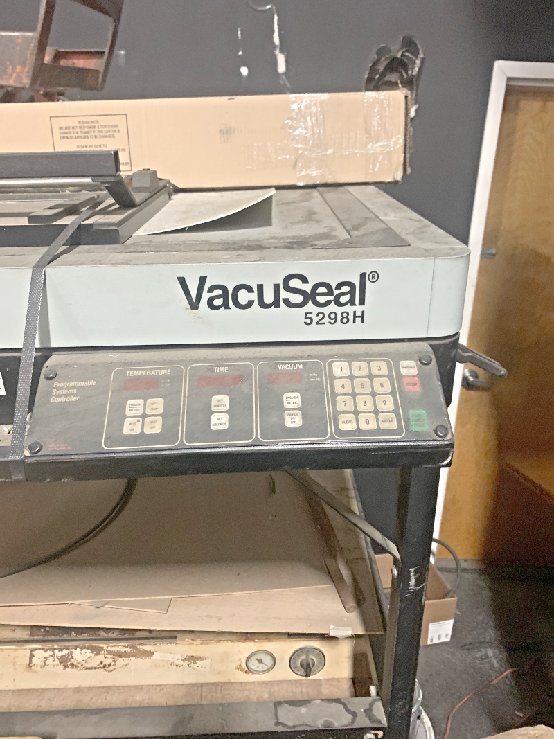 Equipment Lot: Vacuseal 5298H Press, Vacuseal 4468H Press, Hot Press & Supplies (Used) Item # UE-030921A (New York)
