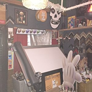 Equipment Lot: Wizard 9000 CMC Mat Cutter, Vacuseal 4468H Press & Supplies (Used) Item # UE-030521A (New Jersey)