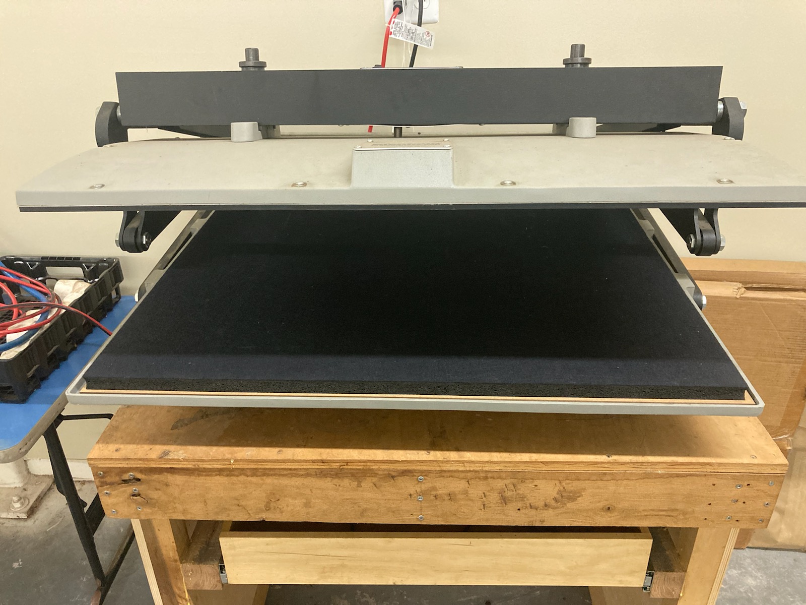 Picture Framing Equipment Lot: Mitre Mite VN2+1 Joiner / Vnailer / Underpinner, Fletcher 3000 60″ Multi Material Cutter, Fletcher 8448 48″ Multi Material Cutter, Fletcher 2100 60″ Mat Cutter, Bienfang Masterpiece 550 Mechanical Heat Press, ITW AMP Mini Miter Fillet Cutter, Canvas Stretching Tools, Flat Files, & Torit Dust Collector (Used) Item # UE-112720B (Louisiana)