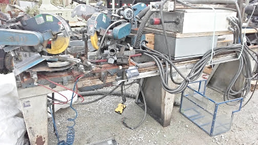 CTD DM200R Double End Trim and Miter Saw (used) Item # UE-110420G (Iowa)