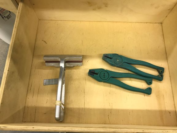 Picture Framing Equipment Lot: Mitre Mite VN2+1 Joiner / Vnailer / Underpinner, Fletcher 3000 60″ Multi Material Cutter, Fletcher 8448 48″ Multi Material Cutter, Fletcher 2100 60″ Mat Cutter, Bienfang Masterpiece 550 Mechanical Heat Press, ITW AMP Mini Miter Fillet Cutter, Canvas Stretching Tools, Flat Files, & Torit Dust Collector (Used) Item # UE-112720B (Louisiana)