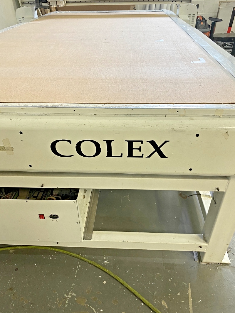 Colex Flatbed Cutter (Used) Item # UE-011921B (Illinois)