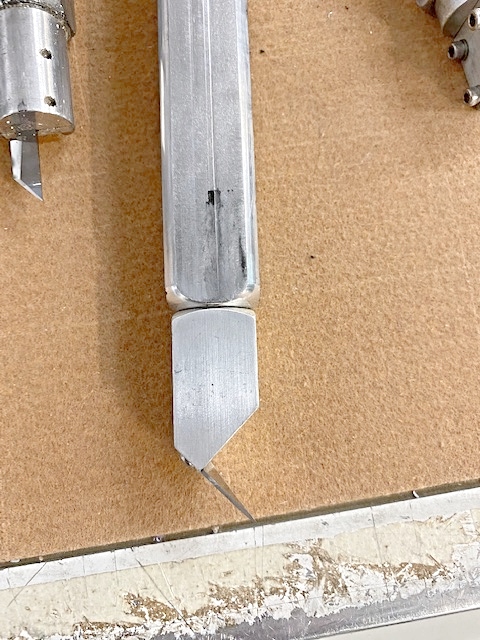 Colex Flatbed Cutter (Used) Item # UE-011921B (Illinois)
