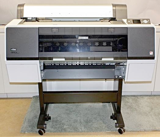 Printing Equipment Lot: Used Epson Pro 9900 & Epson Pro 7900 Printers (Used) Item # UE-111120E (Wisconsin)