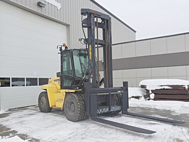 Hyster 21,000 Forklift (Used) Item # UE-111220D (Canada)