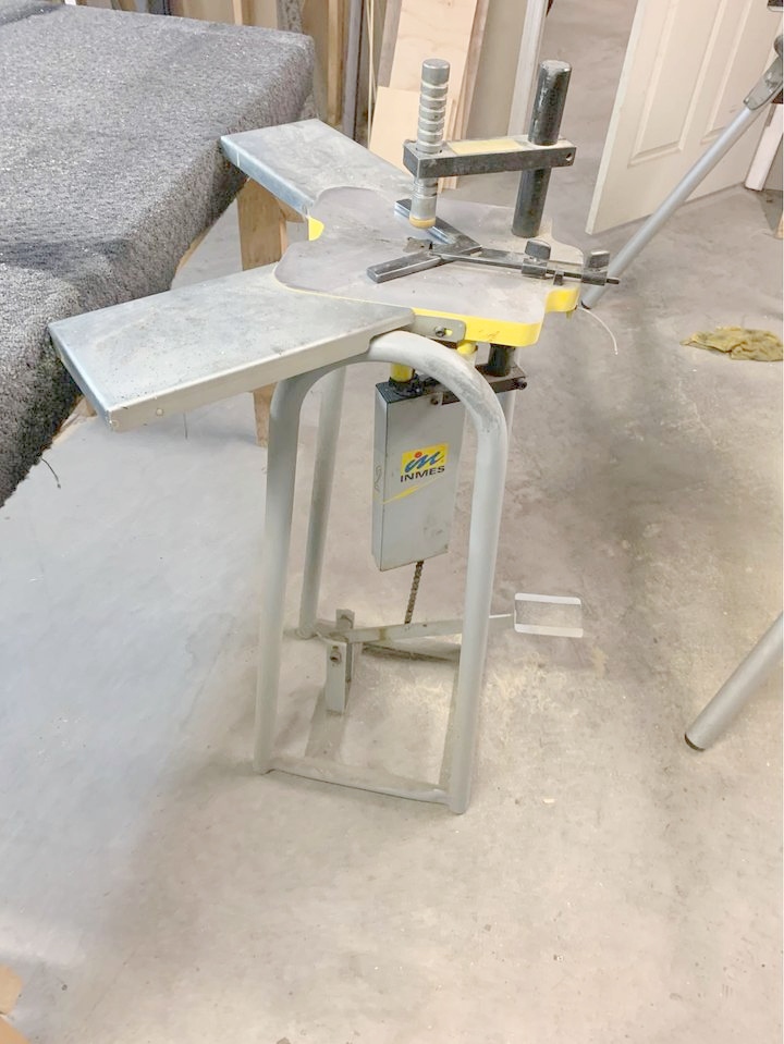 Picture Framing Equipment Lot: Inmes Double Miter Saw, Inmes Underpinner, Esterly Cutter & Onyx Cutter (Used) Item # UE-111320A (Alabama)