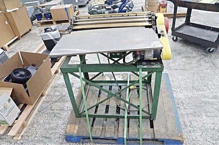 Potdevin Z27 Hot Gluer (used) Item # UE-103020A (Canada)