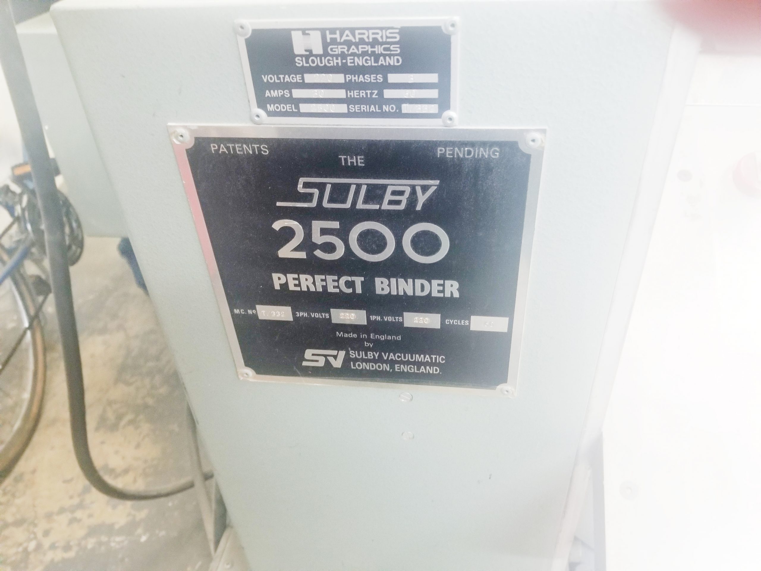 Sulby 2500-10 Clamp Perfect Binder w/ Cover Feeder (Used) Item # UE-020122F (New Jersey)