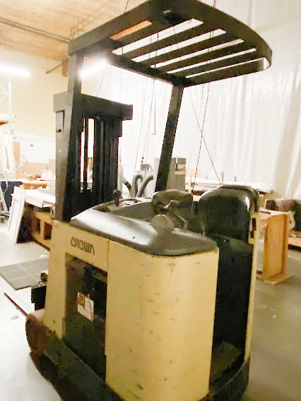 Equipment Lot: Fletcher ITW AMP U500 / VN4MP Programmable Vnailer / Joiner, Fletcher – Terry 3000 Multi Material Cutter, Panel Saw, Crown Forklift, Quickcorner Picture Frame Corner Protector Maker Machine, Yale Pallet Jack, Atlas Copco Air Compressor, Atlas Copco GX5 Air Compressor, Thumbnailer Router, Framing Vises, CTD D45 Double Miter Saw, Pistorius EMN-14 Double Miter Saw, Universal AW-180 / DY103 Double Miter Saw, Bulk Lot Moulding: ROMA, OMEGA, UNIVERSAL / ARQUATI, DECOR, Pistorius MN-300 Double Miter Saw, Guardian Floor Scale w/ Transcell Model TI-500E Indicator (Used) Item # UE-122321A (North Carolina)