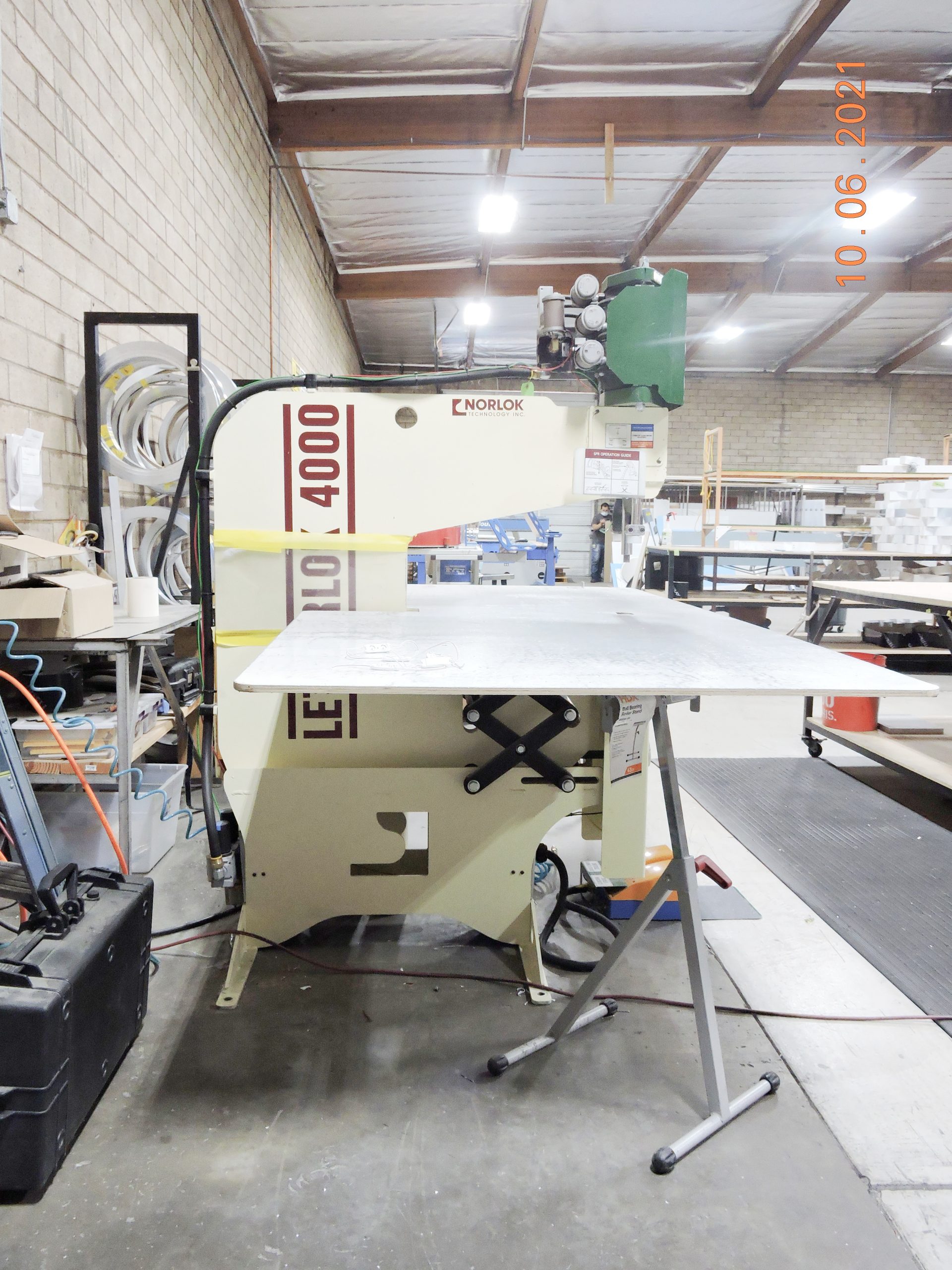 Equipment Lot: HS – 25 Series CNC Router, Fusion Automatic Channel Letter Machine, Letter Lok 4000 Machine & Supplies (used) Item # UE-120221A (California)