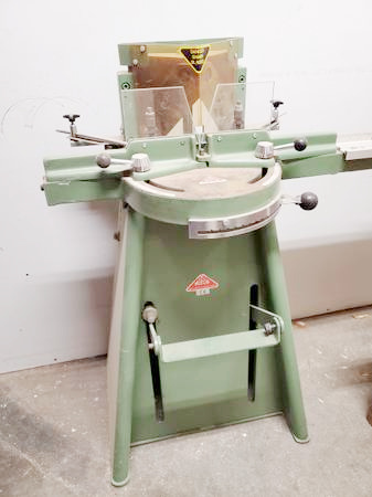 Morso Foot Operated Chopper (Used) Item # UE-112921K (California)