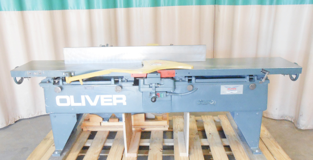 Oliver 16″ Jointer w/ Itch Spiral Head (Used) Item # UE-110421B (Pennsylvania)