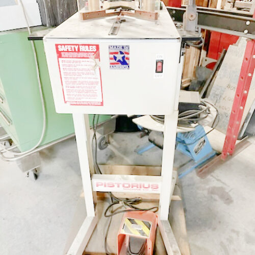 Equipment Lot: Pistorius VNA-3 Joiner & Craft Inc Loc-n-Latch Machine (Used) Item # UE-033022A (Rhode Island)