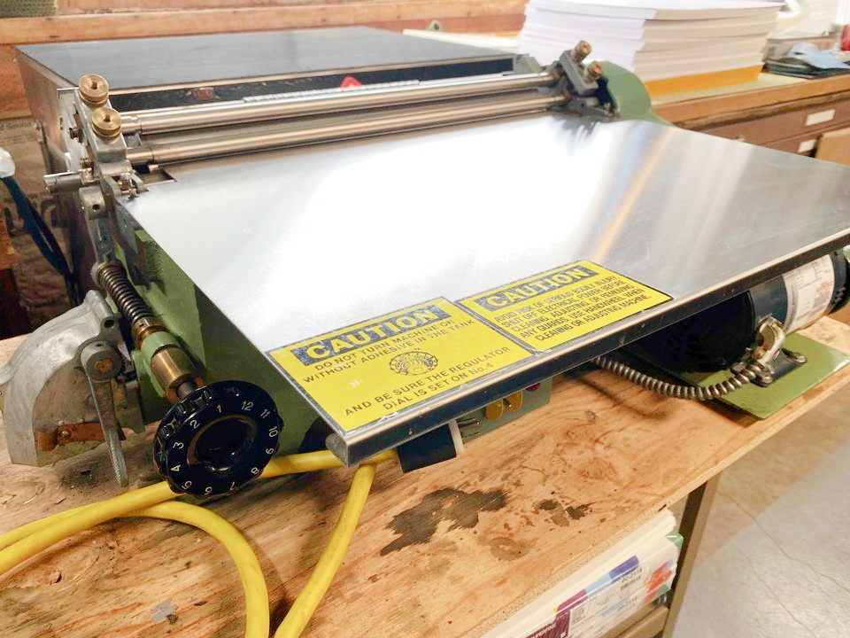 Potdevin ZF 21in Hot / Cold Gluer (used) Item # UE-033122B (Washington)
